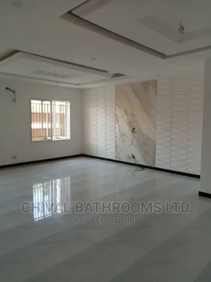 Terrace duplex newly build, pre payment metter installed, well finished, 4 bedroom with BQ