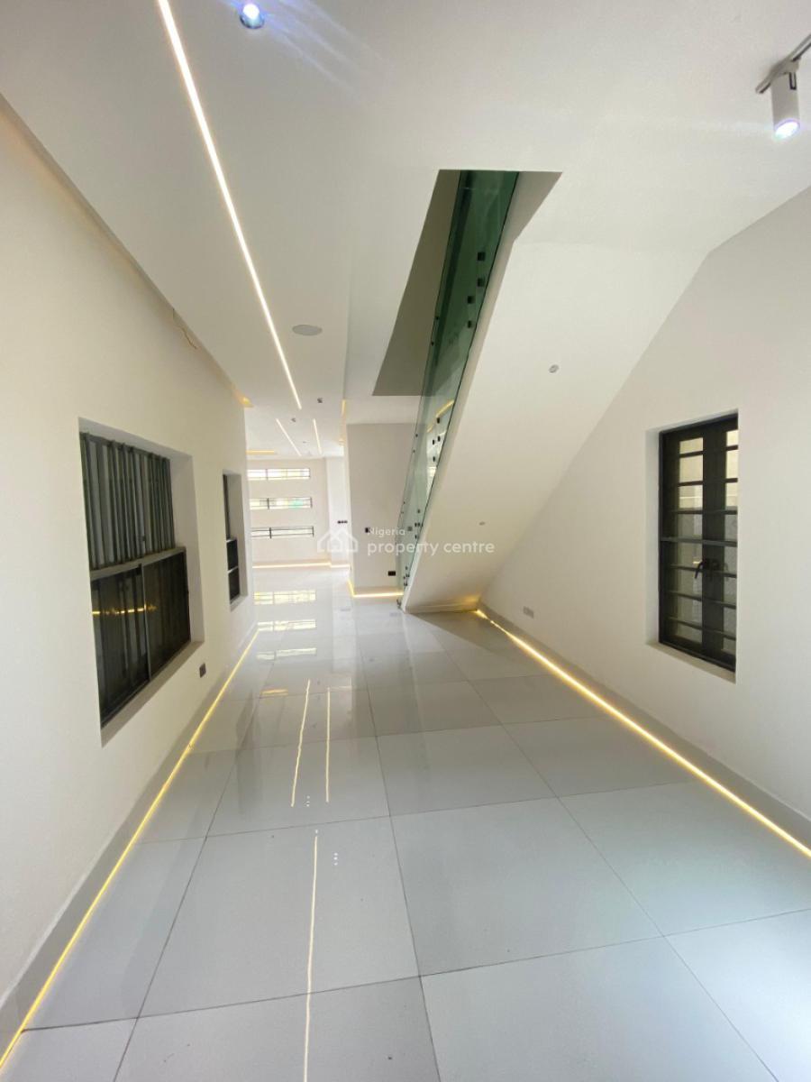 5 bedroom detached duplex for sale
