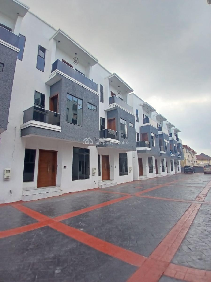 4 bedroom terraced duplex for sale