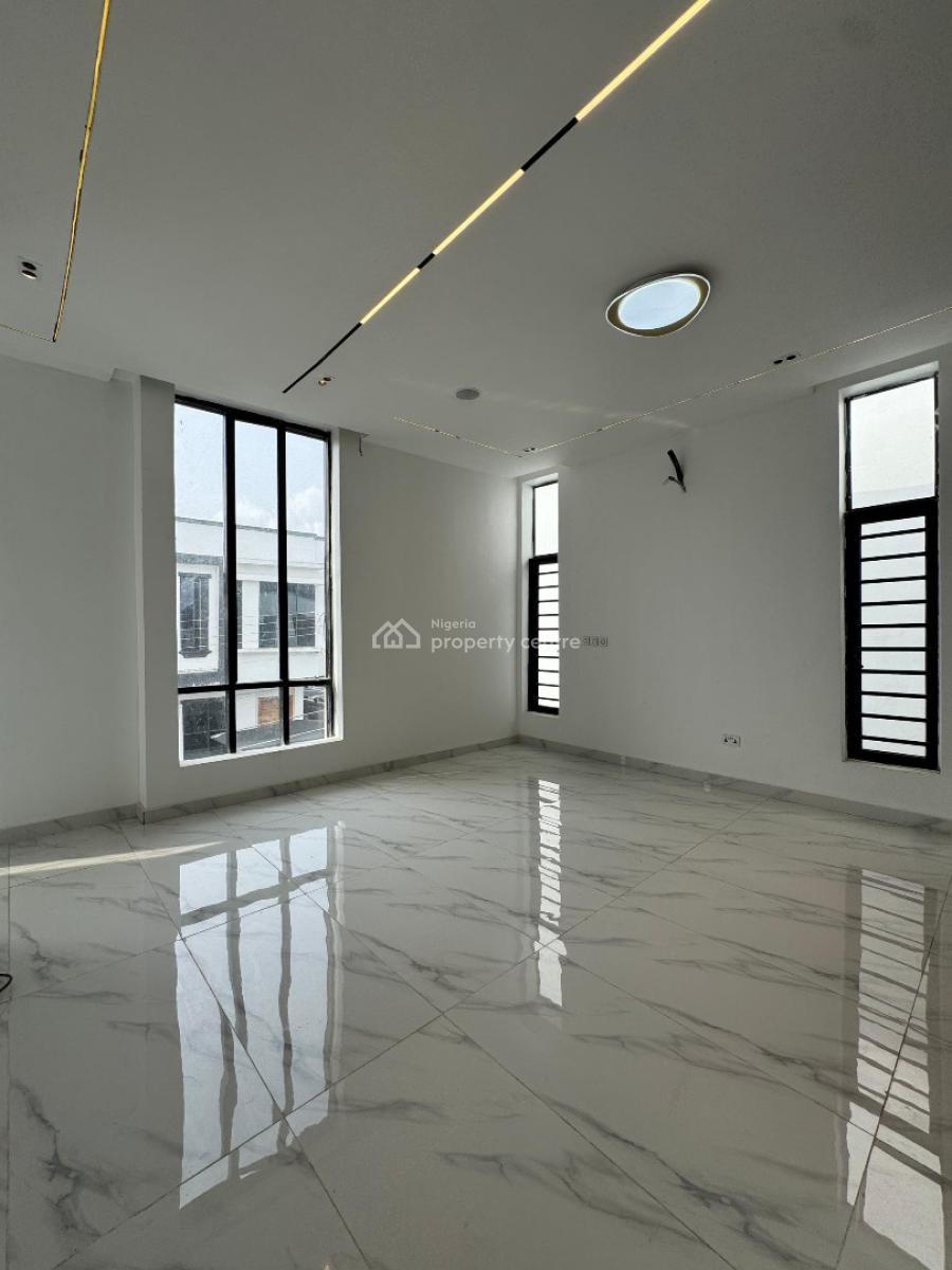 4 bedroom detached duplex for sale