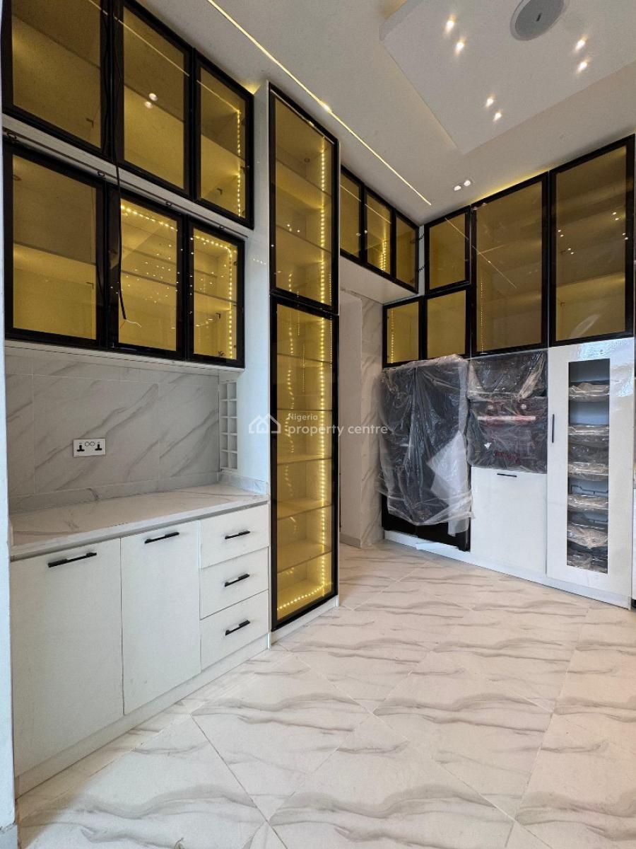 4 bedroom detached duplex for sale
