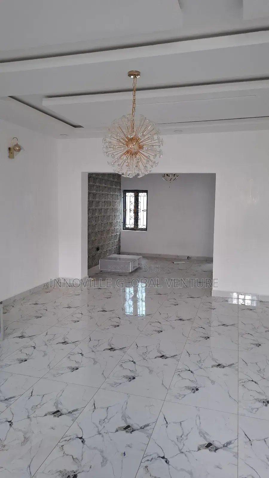 4bdrm Townhouse/Terrace in Idu for sale
