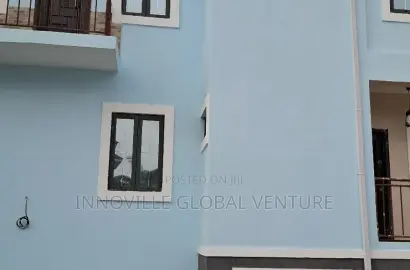 4bdrm Townhouse/Terrace in Idu for sale