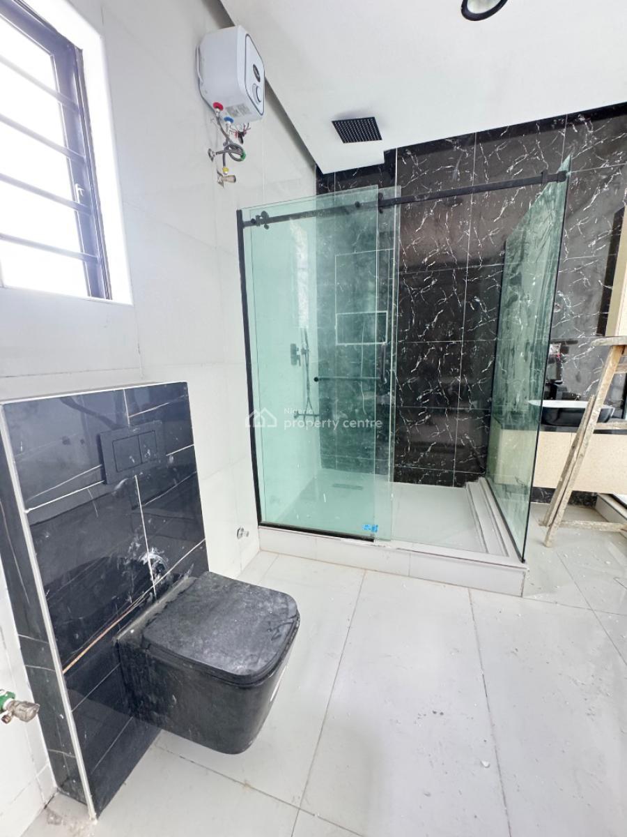 5 bedroom detached duplex for sale