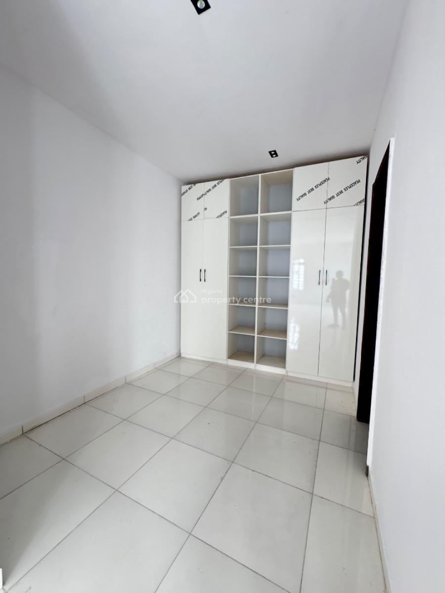 5 bedroom detached duplex for sale