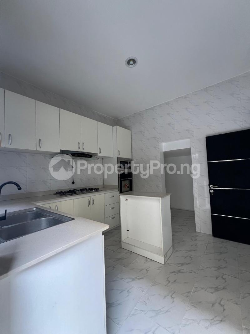 Serviced 2 Bedroom Apartment