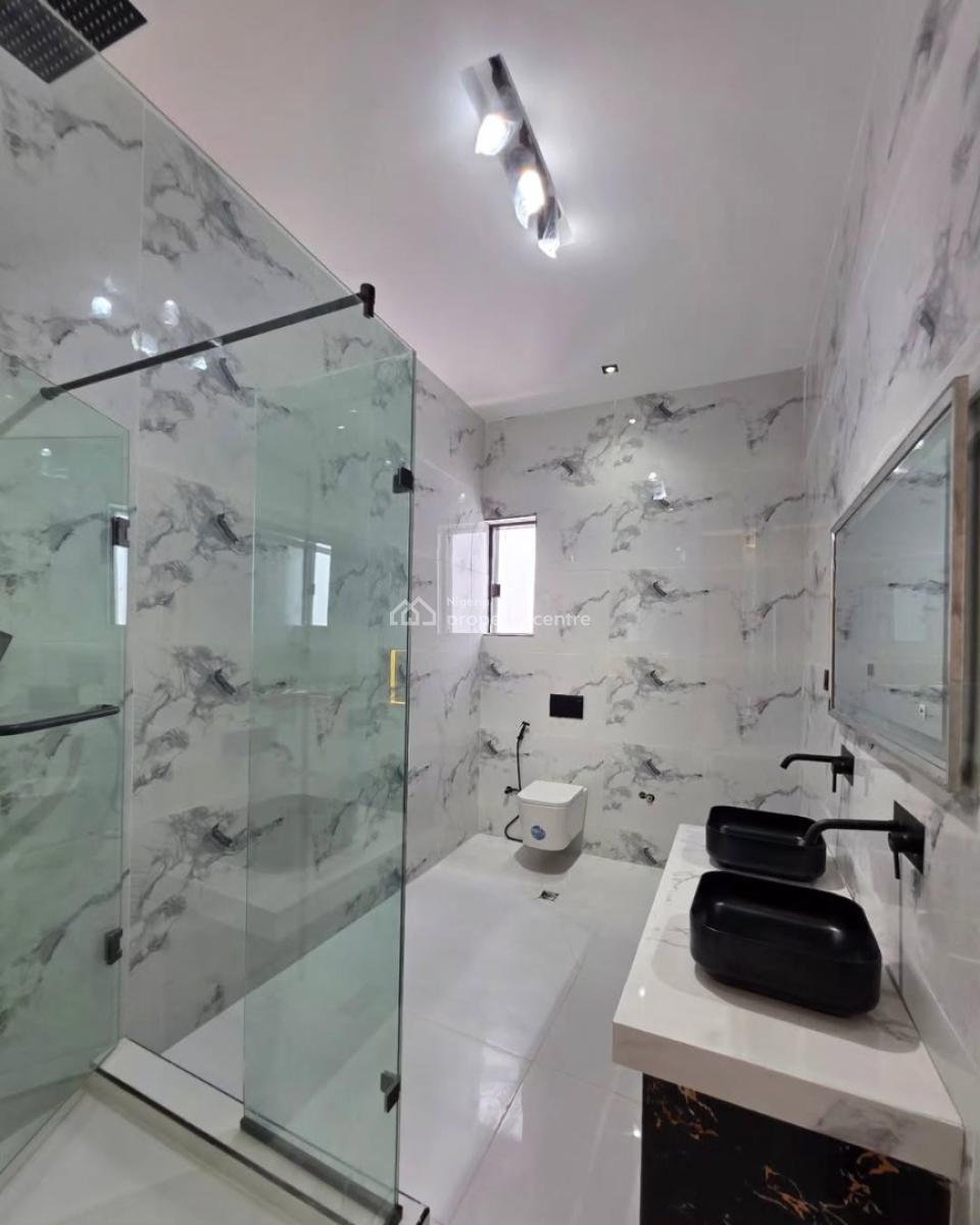 5 bedroom detached duplex for sale
