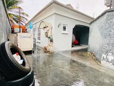 Detached bungalow for sale  Three Bedroom Bungalow with Swimming Pool Ocean Palm Estate, Sangotedo, Ajah, Lagos