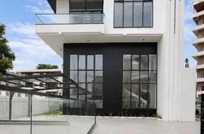 Detached duplex for sale  Five Bedroom Fully Detached Duplex with 2 BQ, Elevator Old Ikoyi, Ikoyi, Lagos $4,000,000 ₦5,452,519,240