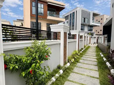 Detached duplex for sale  Five Bedroom Fully Detached Duplex with 2 BQ, Elevator Old Ikoyi, Ikoyi, Lagos $4,000,000 ₦5,452,519,240