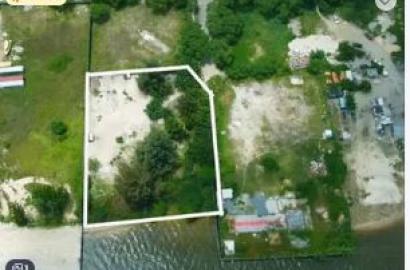 Mixed-use land for sale  Waterfront Bareland Measuring 2848SQM Banana Island, Ikoyi, Lagos