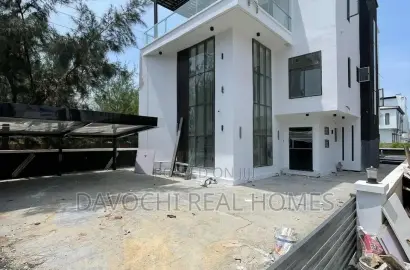 5 Bedroom Fully Detached Duplex With Bq for Sale