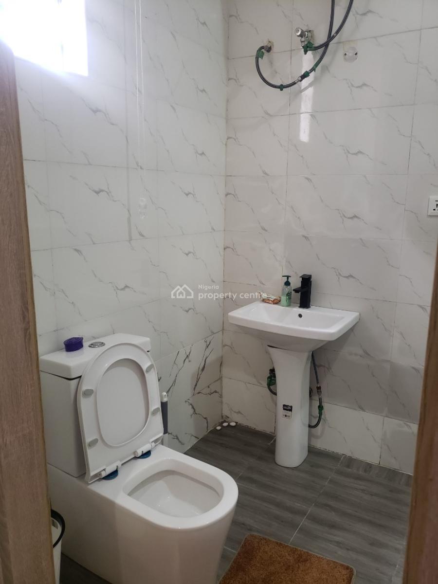 4 bedroom semi-detached duplex for rent