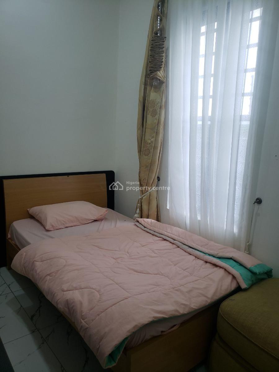 4 bedroom semi-detached duplex for rent