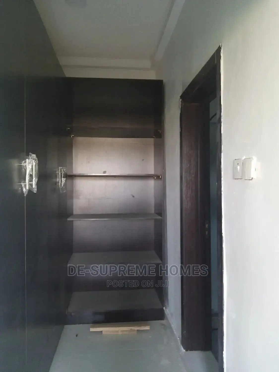 5bdrm Duplex in Beachwood Estate, Bogije for sale