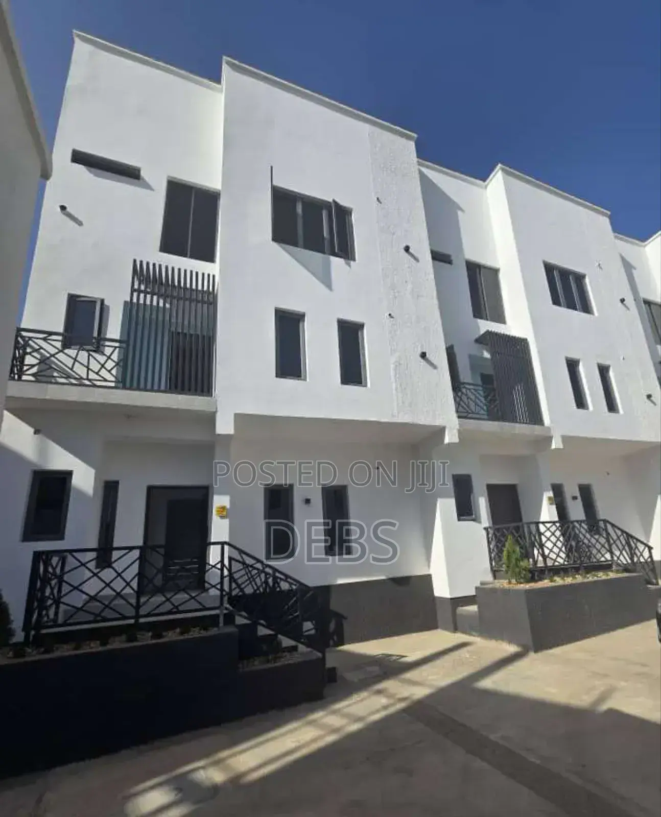 4bdrm Townhouse / Terrace in Guzape for rent