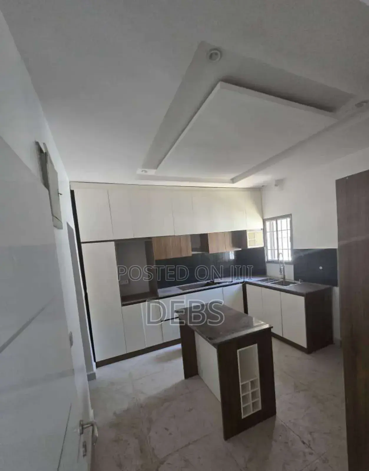 4bdrm Townhouse / Terrace in Guzape for rent