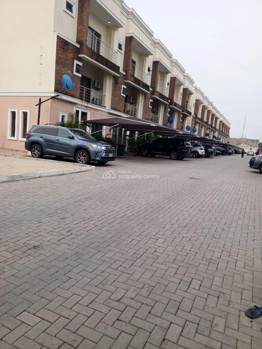 4 bedroom terraced duplex for rent