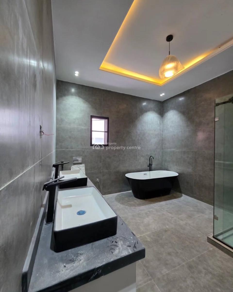 Newly Built And Smart 5 Bedroom Detached Duplex In A Gated Estate