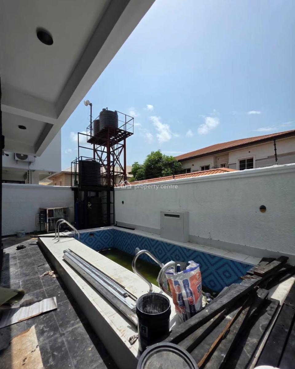 Newly Built And Smart 5 Bedroom Detached Duplex In A Gated Estate