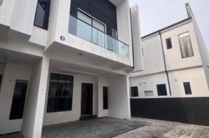 4 bedroom terraced duplex for sale