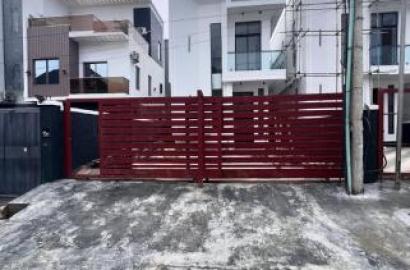 4 bedroom detached duplex for sale