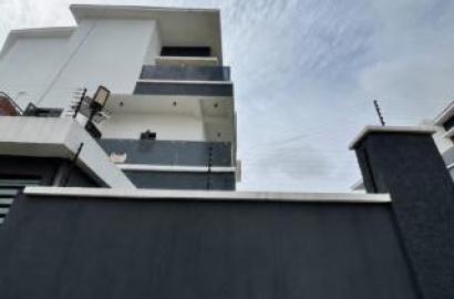 4 bedroom semi-detached duplex for sale