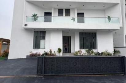 5 bedroom detached duplex for sale