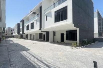 4 bedroom terraced duplex for sale