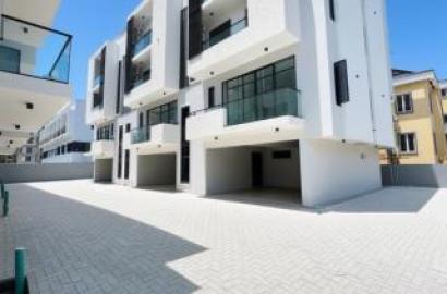 4 bedroom terraced duplex for sale