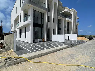 5 Bedroom Semi Detached