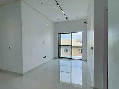 5 Bedroom Detached