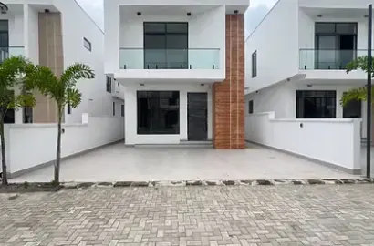 Detached duplex for sale  4 Bedroom Detached Duplex Chevron, Lekki, Lagos