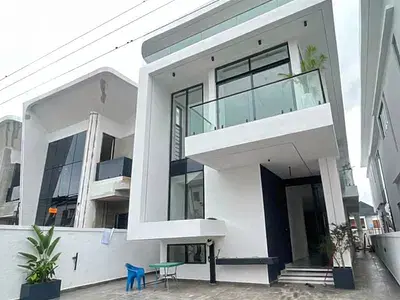 Detached duplex for sale  5 Bedroom Detached + BQ Orchid Road, Lekki, Lagos