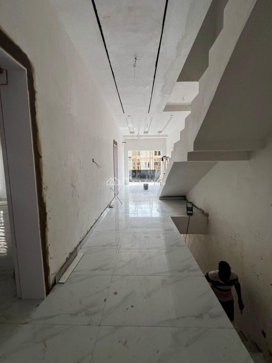 5 bedroom semi-detached duplex for sale