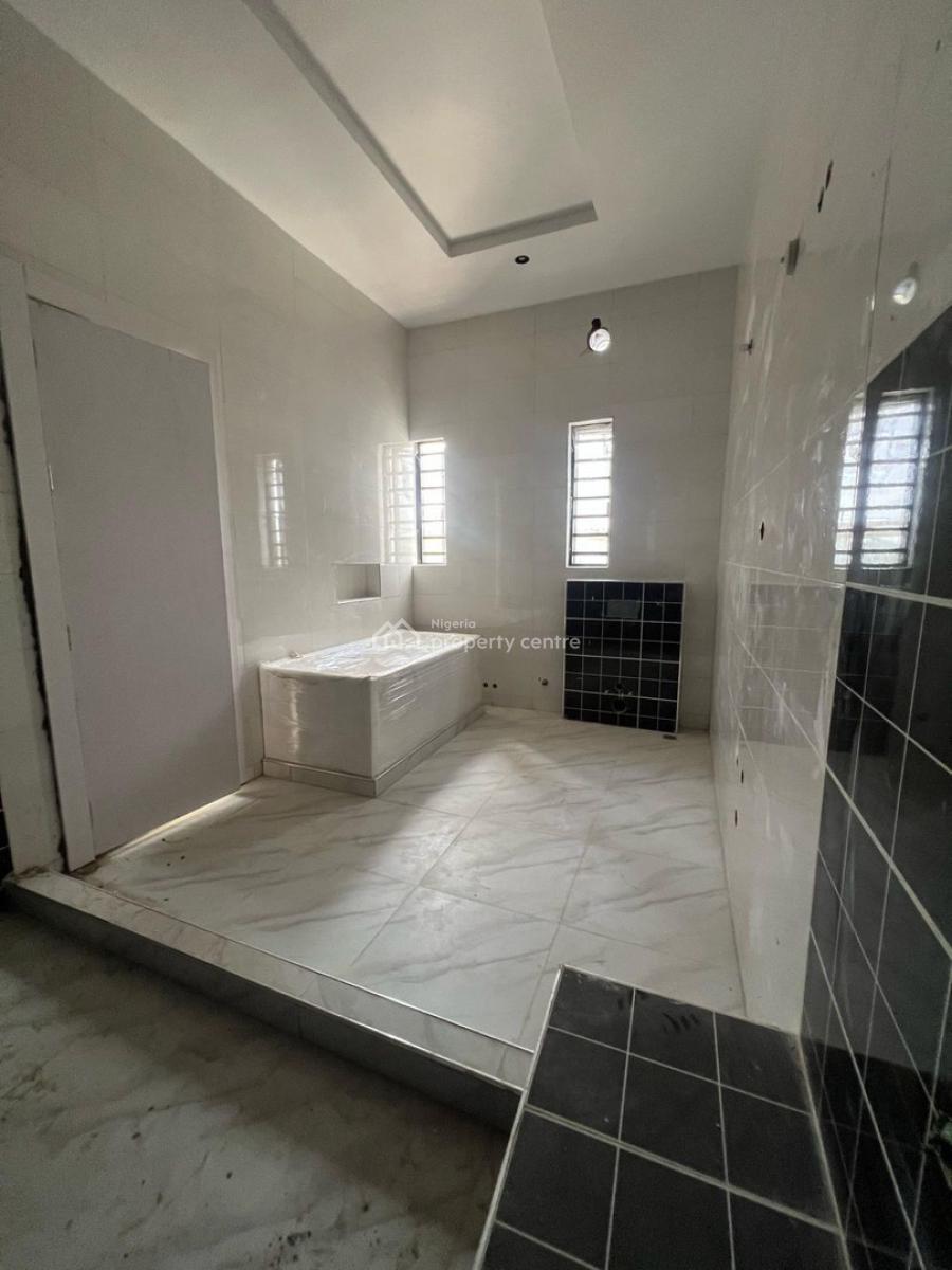 5 bedroom semi-detached duplex for sale