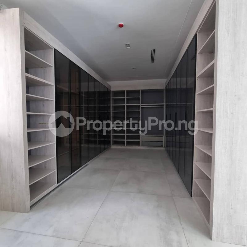 5 Bedroom Detached Duplex