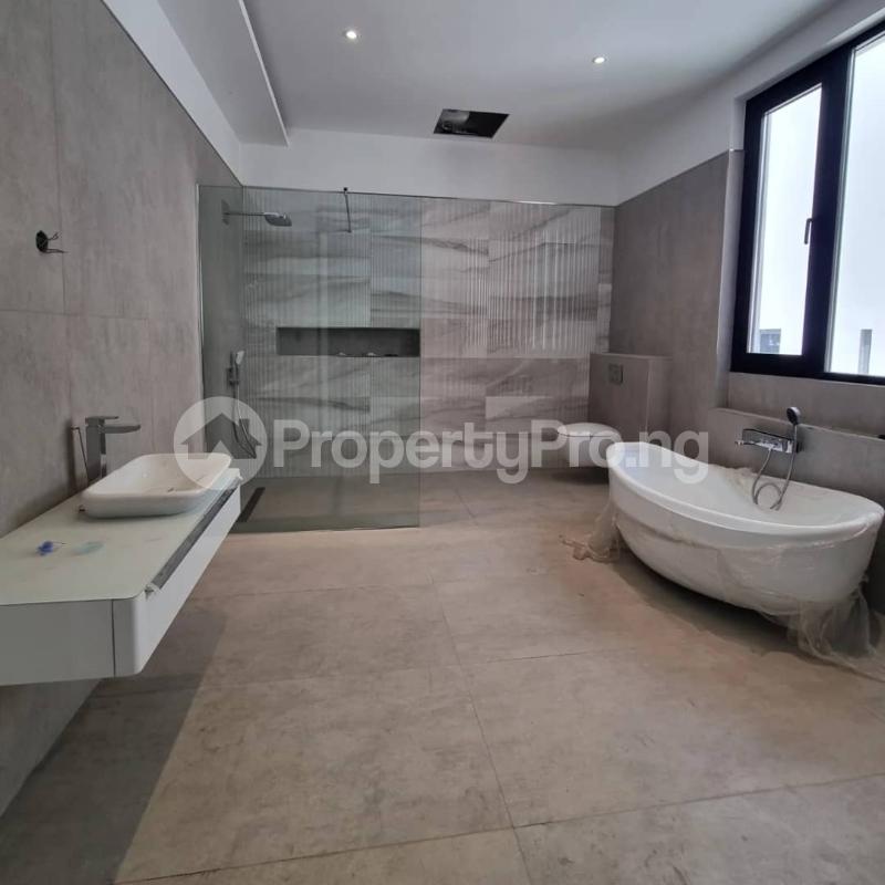 5 Bedroom Detached Duplex