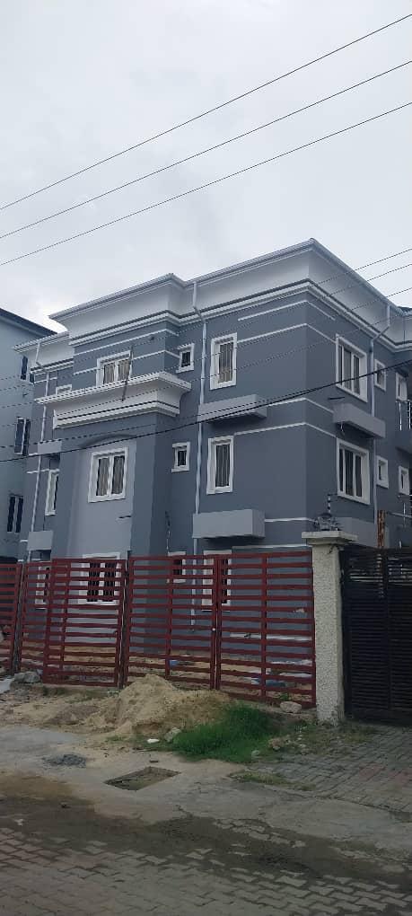 TO LET!  EXQUISITRLY BUILT BRAND NEW SPACIOUS 6 UNITS OF 3BEDS FLAT IN A SERENE, QUIET, AND SECURED CODE ACCESS ESTATE CONDIMENTED WITH GUEST TOILET AND ENCROWNED WITH TWO BALCONY'S PER FLAT.