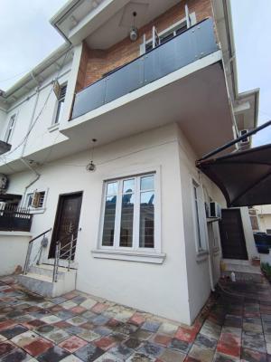 Self contain (single rooms) for rent
