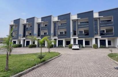 4 bedroom terraced duplex for sale