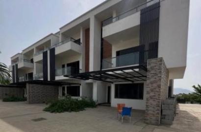 4 bedroom terraced duplex for sale