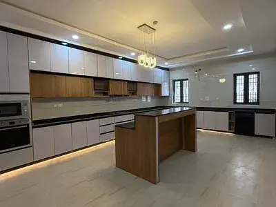 Detached duplex for sale  Newly Built 7 Bedroom Mansion Amaka's Plaza, Guzape District, Abuja