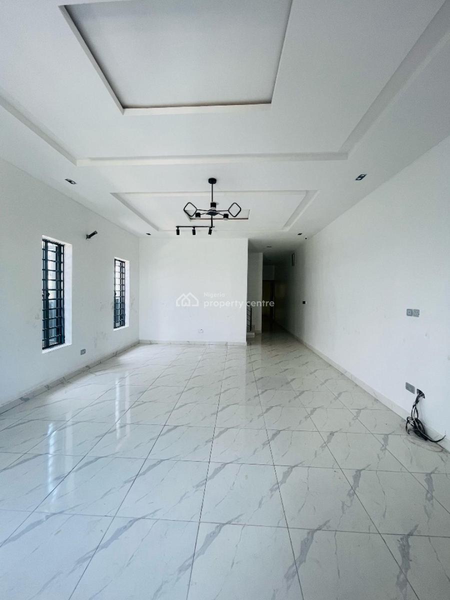4 bedroom semi-detached duplex for sale