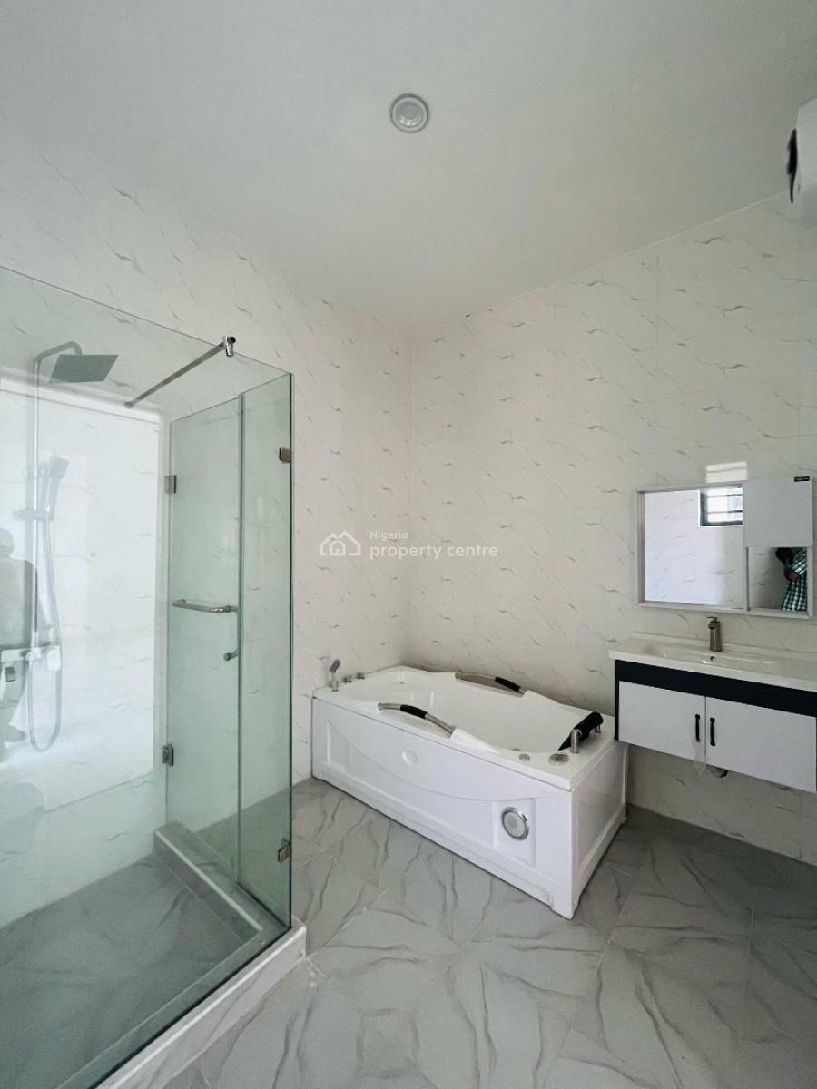 4 bedroom semi-detached duplex for sale