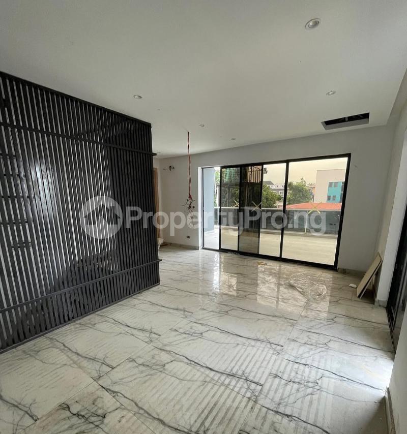 5bed Semi Detached+bq
