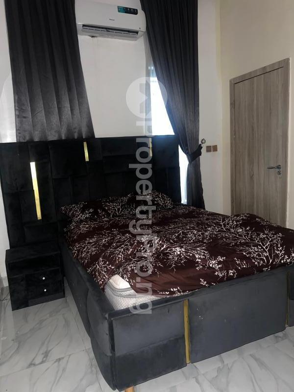 Shared Apartment