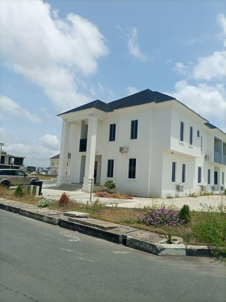 For Sale Brand new 2 nos of  4bedroom Semi-detached house with a study room and a BQ each