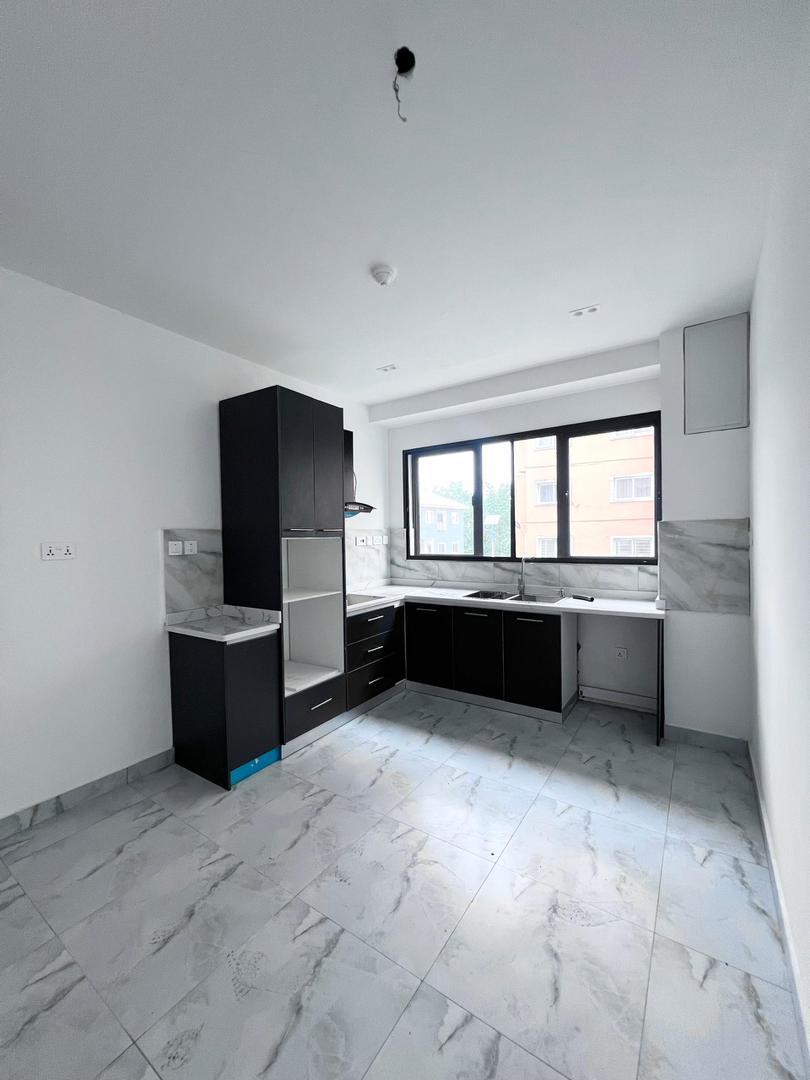 For sale   2 bedroom luxurious apartments with swimming pool, gym  and elevator for sale location  lekkI phase 1 price 200 million  Title  governor concept