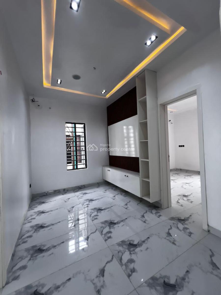 5 bedroom detached duplex for sale